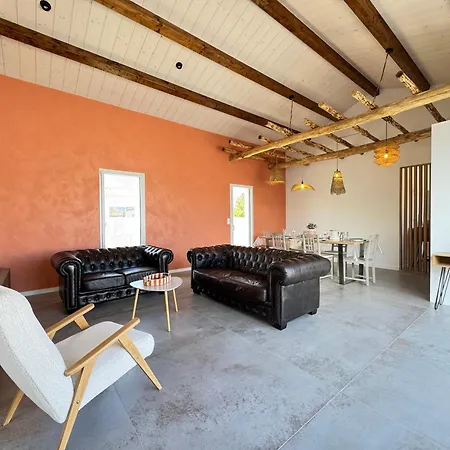 Villa La - Neuve, Piscine Chauffée, Wifi, Tv *