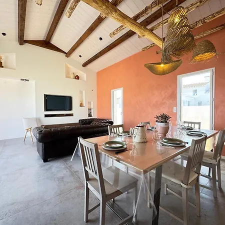 La - Neuve, Piscine Chauffée, Wifi, Tv