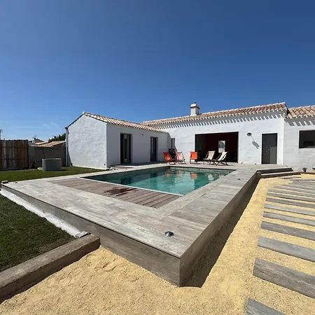 La - Neuve, Piscine Chauffée, Wifi, Tv Villa
