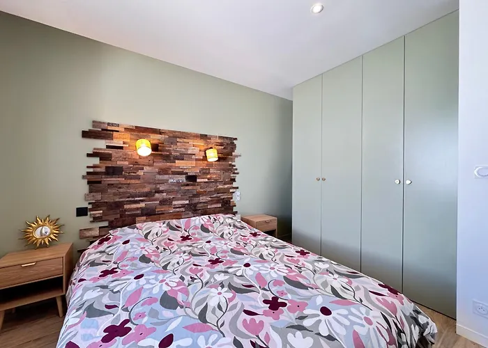 Villa La - Neuve, Piscine Chauffee, Wifi, Tv *