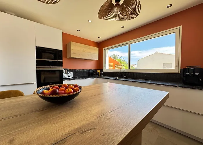 La - Neuve, Piscine Chauffee, Wifi, Tv * L'Epine (Vendee)